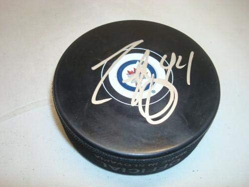 Zach Boghossian potpisao je hokejaški pak Vinnipeg Jets s autogramom od 1 do 1 do NHL pakova s autogramom