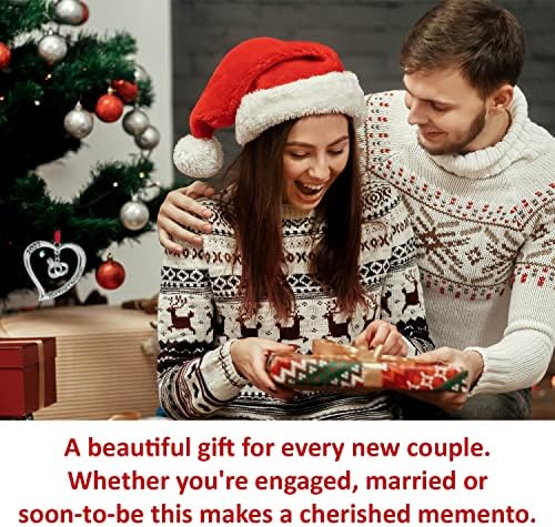 Naš prvi božićni ukras 2022. - Srce s prstenima Naš ukras prvog božićnog oženjenog 2022-1. Božićni oženjen ukras 2022. -